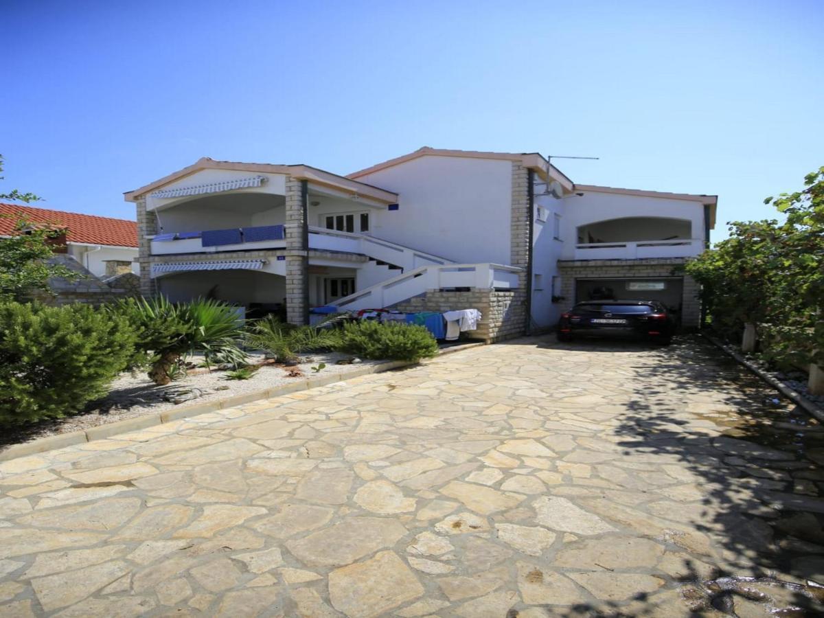 Apartment Barbara Вир Екстер'єр фото