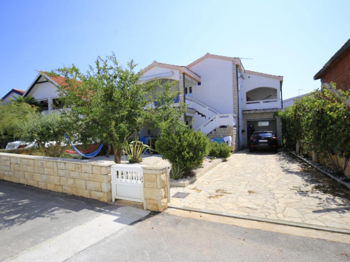 Apartment Barbara Вир Екстер'єр фото